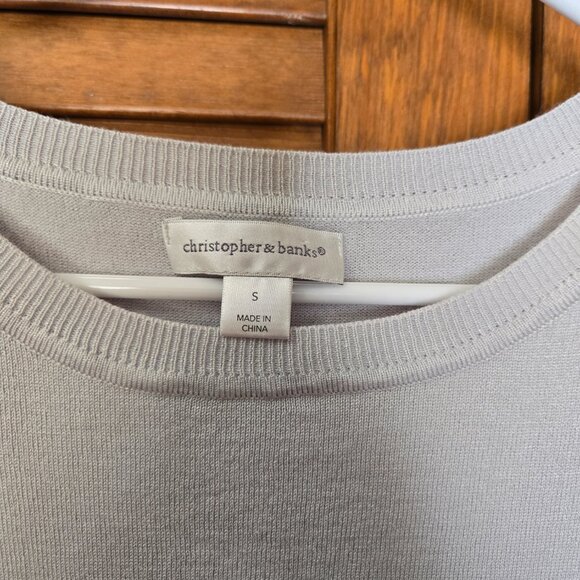 Christopher & Banks Knit Top Short Sleeve Grey/Silver T-Shirt Crew Neck Size S - Picture 4 of 6